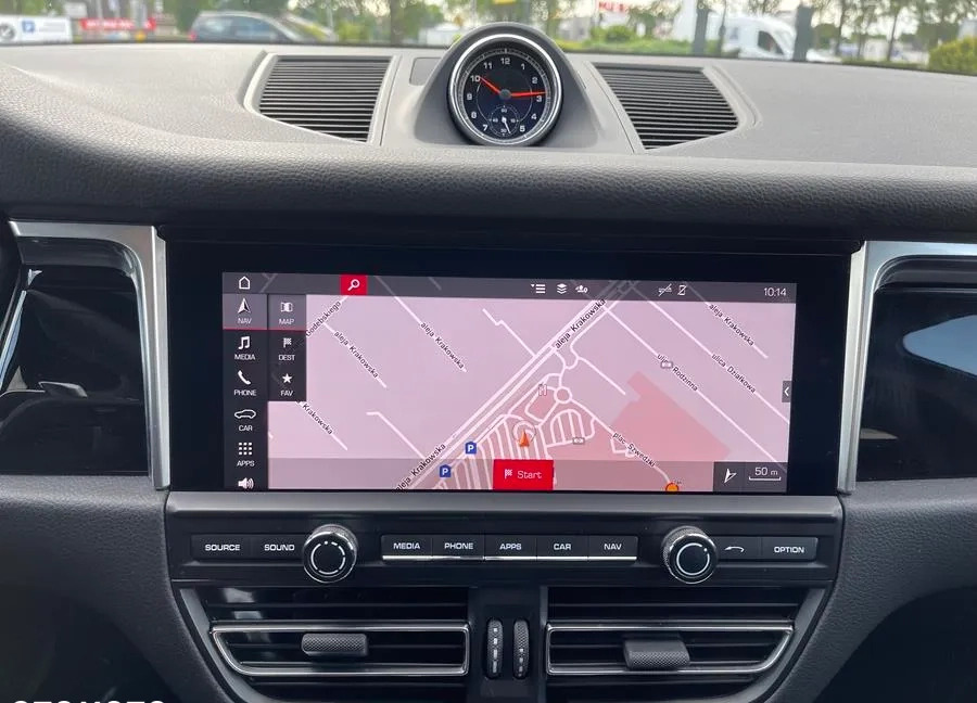 Porsche Macan cena 259800 przebieg: 8940, rok produkcji 2021 z Gliwice małe 667